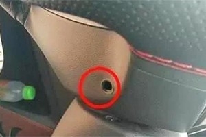 交警提醒：方向盤下有個(gè)小機(jī)關(guān)，作用很大！