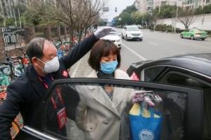 復(fù)工路上，萬順叫車伴你健康出行